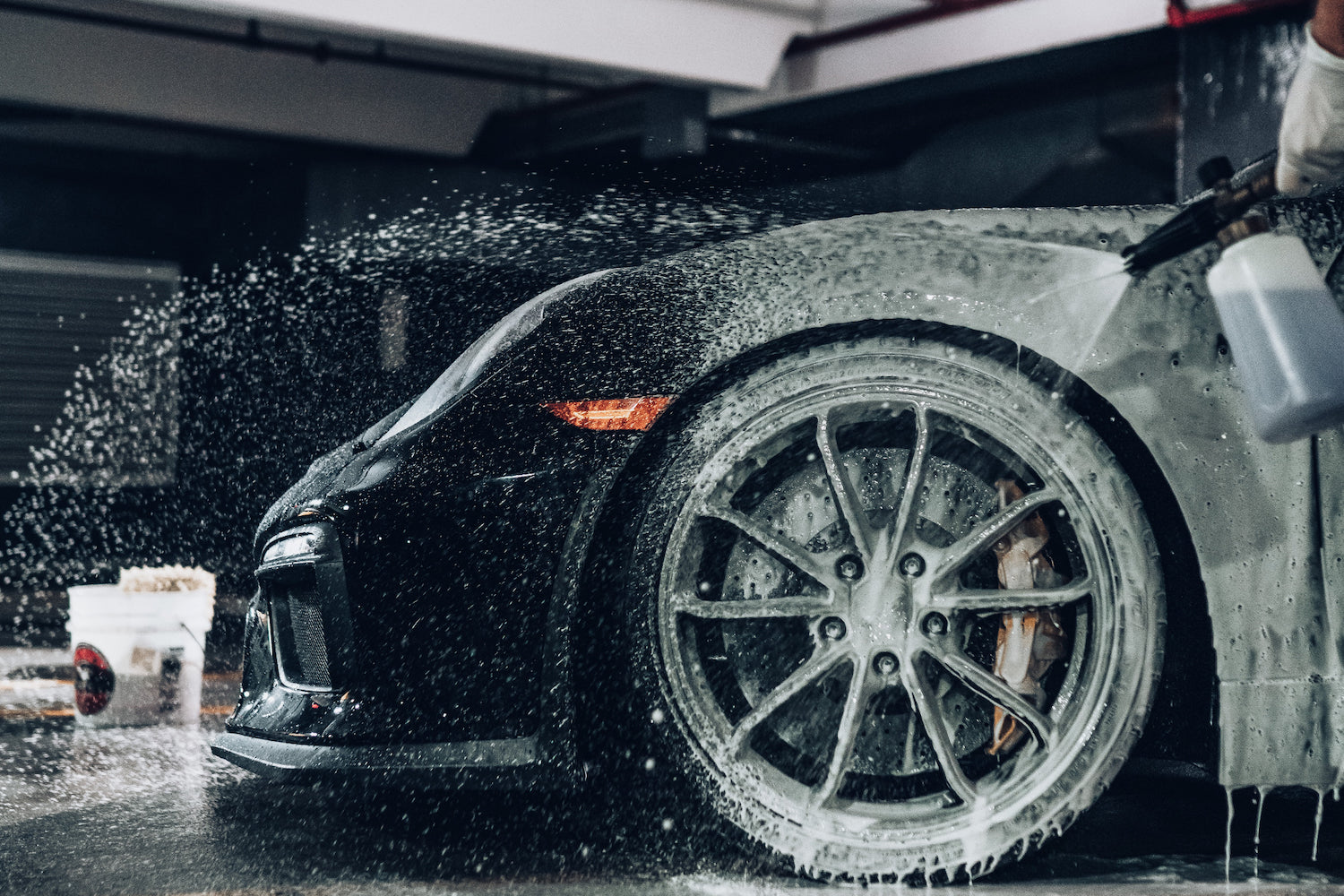 how-to-wash-your-car-at-home-1.webp